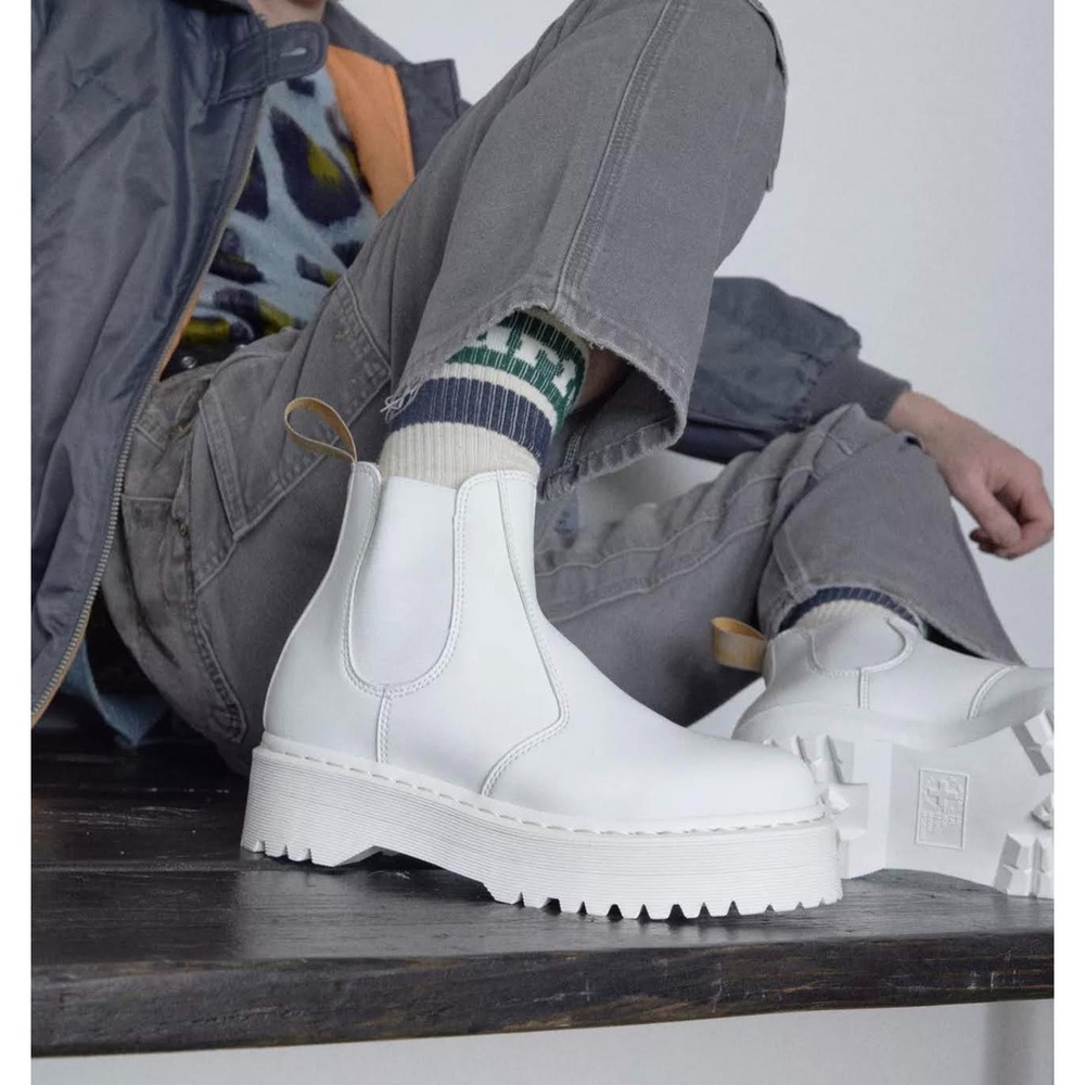 Unisex Size M5/W6 Dr. Martens Platform Chelsea Boots Vegan 2976 Quad Mono White
